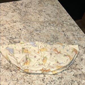 Vintage Disney Winnie the Pooh Print Baby Basket Liner
